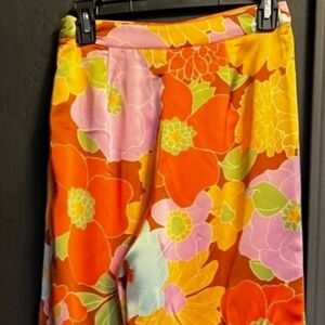 NWT Groovy Floral Pants (M)
